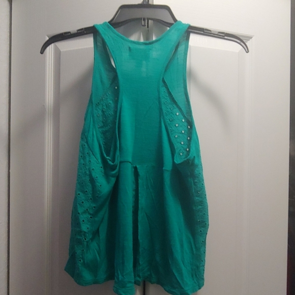 Crop Top - Picture 2 of 2